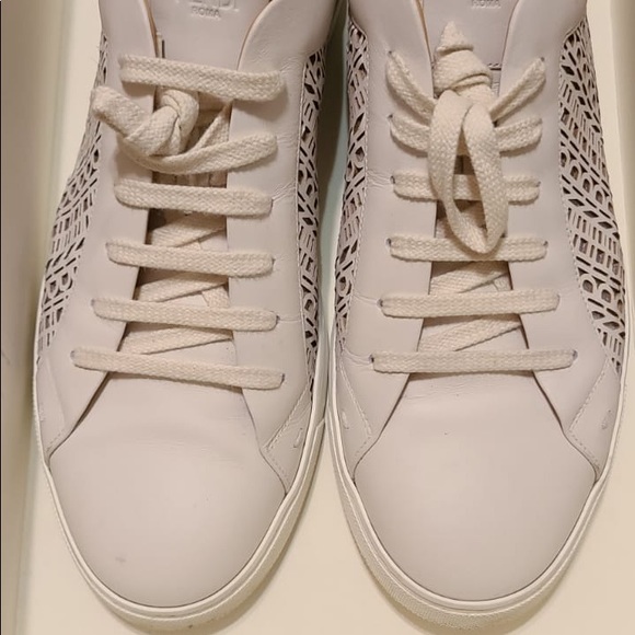 ****NEW POST**** Fendi Sneakers - Picture 4 of 7